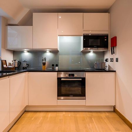 Barbican Serviced Apartments By Lovelystay 런던 외부 사진