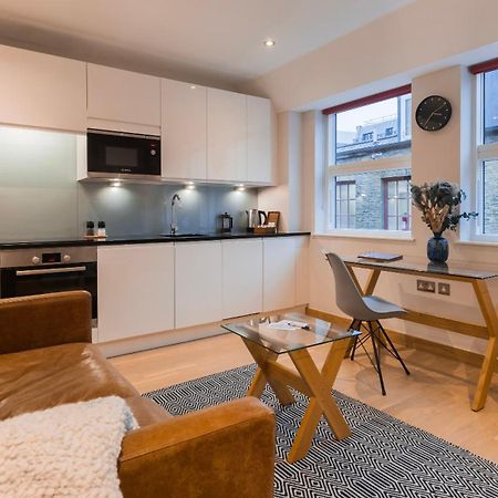 Barbican Serviced Apartments By Lovelystay 런던 외부 사진
