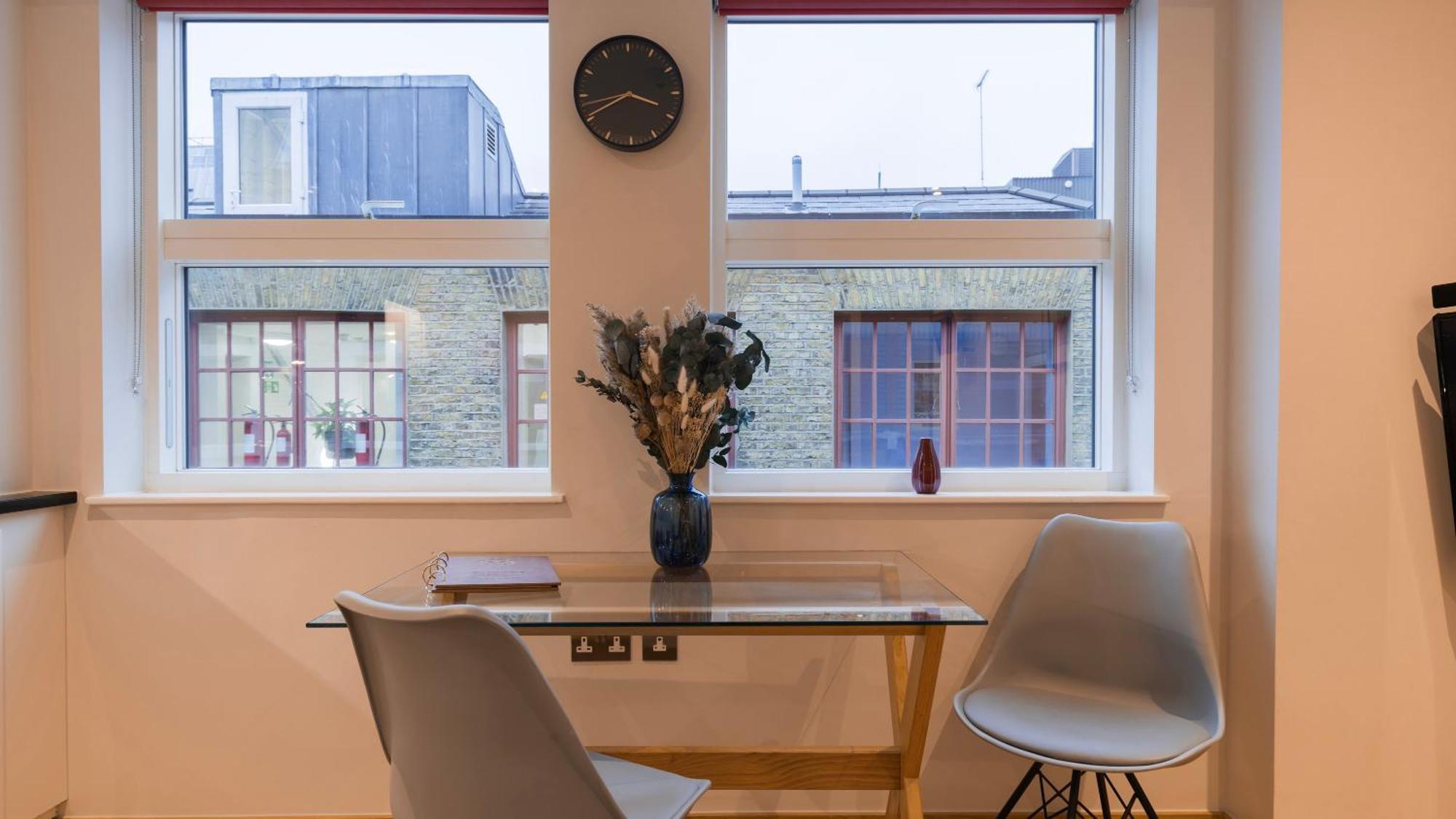 Barbican Serviced Apartments By Lovelystay 런던 외부 사진