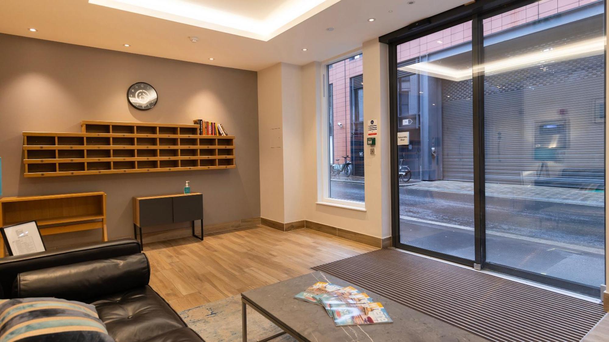 Barbican Serviced Apartments By Lovelystay 런던 외부 사진