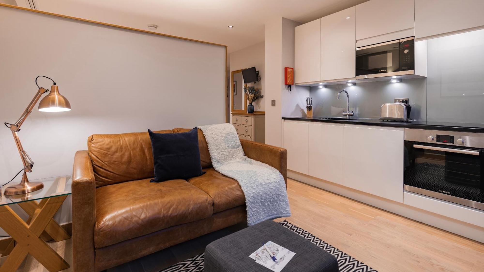 Barbican Serviced Apartments By Lovelystay 런던 외부 사진